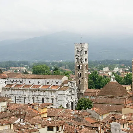 Locazione Turistica Glicine * Capannori